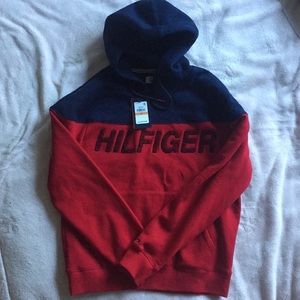 New Tommy Hilfiger Sweater